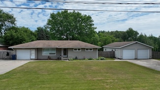203 S Case St, Marion, MI 49665