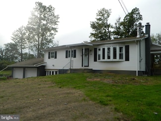 118 Bending Oak Dr, Bellefonte, PA 16823