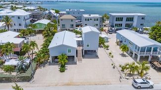 930 80th St, Marathon, FL 33050