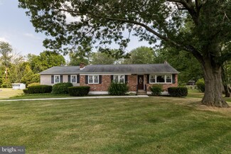 8 Benburb Rd, Phoenixville, PA 19460