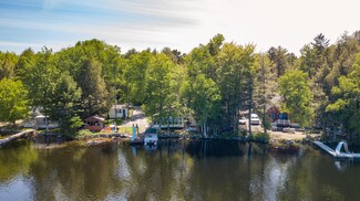 23 Petite Dr, Burlington, ME 04417