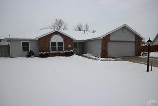 16132 Ara Ct, Woodburn, IN 46797