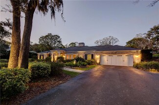 1930 Saddle Hill Rd N, Dunedin, FL 34698