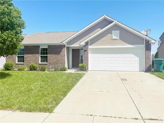 2576 Tristan Dr, Lafayette, IN 47909