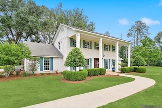 8196 Wildwood Dr, Denham Springs, LA 70706