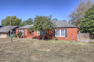 2403 E 10th St, Joplin, MO 64801
