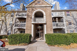 5708 Olde Mill Ct Unit 129, Alexandria, VA 22309