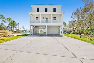 925 Heron Point Dr, Gulf Shores, AL 36542