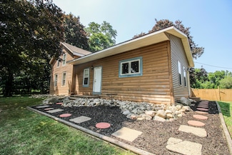 11126 Rd, Constantine, MI 49042