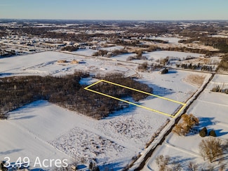 3045 Nelson Rd, Delano, MN 55328