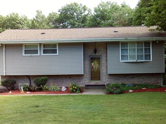 549 Pardeesville Rd, Hazle Township, PA 18202
