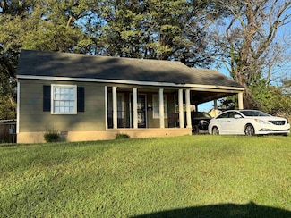 1827 S Wellington St, Memphis, TN 38106