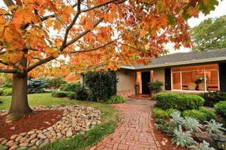 26 Wilburn Ave, Atherton, CA 94027