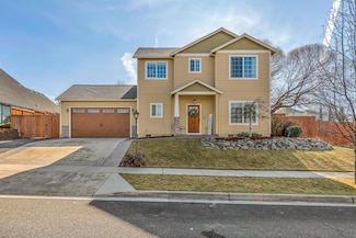 2864 Strasburg St, Medford, OR 97504