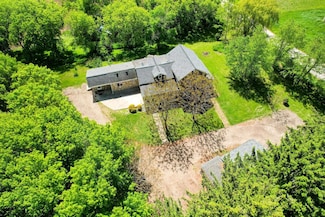 1410 Sun Prairie Rd, Marshall, WI 53559