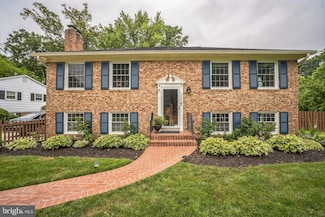 2007 Cool Spring Dr, Alexandria, VA 22308