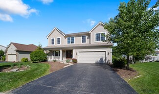 222 N Cross Trail, McHenry, IL 60050