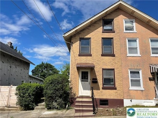 3125 N 2nd St, Whitehall, PA 18052