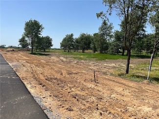 2001 Marion Lee Rd, Gentry, AR 72734