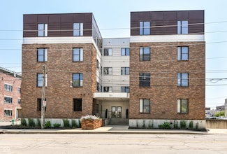 721 E North St Unit 2C, Indianapolis, IN 46202