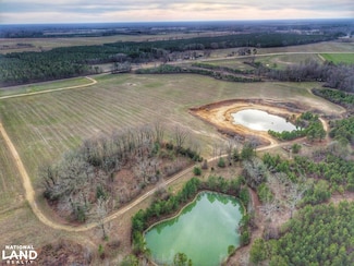 1039 Woodard Rd, Windsor, NC 27983