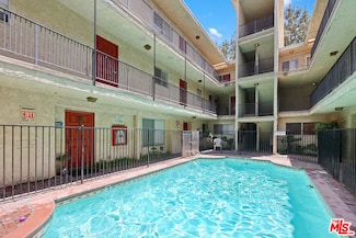 21219 Roscoe Blvd Unit 211, Canoga Park, CA 91304