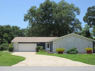 4653 Briaroak Dr, Milton, FL 32571