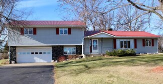 N2910 W Rock River Rd, Waupun, WI 53963