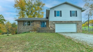 10300 E Schnellville Rd, Birdseye, IN 47513