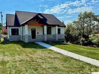 3309 Ohio St, Omaha, NE 68111