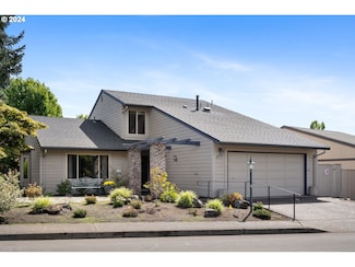 10920 SW Highland Dr, Portland, OR 97224