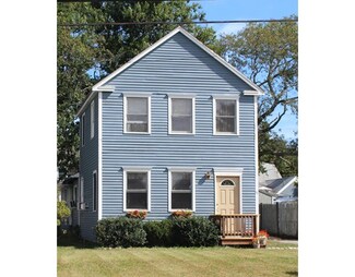 46 Dundee Dr, Marshfield, MA 02050