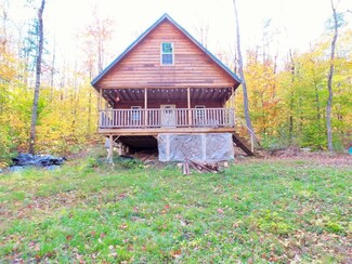 29 W Shore Rd, Skowhegan, ME 04976