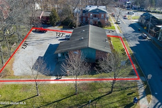 624 N Broadway, Saratoga Springs, NY 12866