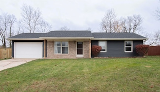 1406 Town St, Kendallville, IN 46755