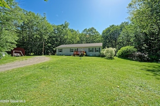 54 Williams Rd, Stephentown, NY 12169