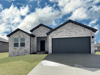 113 E Fredonia Ct, Mayflower, AR 72106