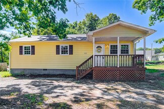 5052 Bismark St, Winston Salem, NC 27105