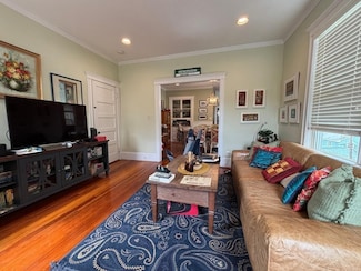 12 White Ave Unit 3, Brookline, MA 02467