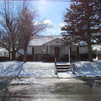 119 W Walnut St, Greentown, IN 46936