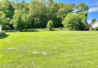 137 Saint John's St, Mount Pleasant Mills, PA 17853