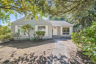 1555 NE 90th St, Seattle, WA 98115