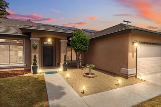 2261 Magill Ave, Clovis, CA 93611