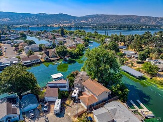 12902 Lakeland St, Clearlake Oaks, CA 95423