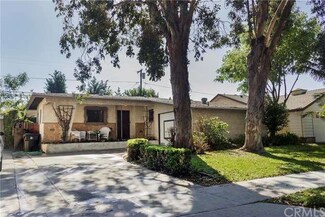 2844 Hackett Ave, Long Beach, CA 90815