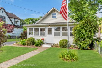 25 Grace Ave, Port Monmouth, NJ 07758