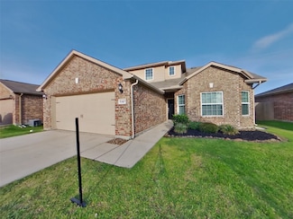 640 Totem Trail Dr, La Marque, TX 77568