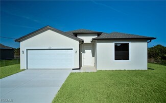 605 Greenbriar Blvd, Lehigh Acres, FL 33972