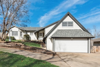 7205 Oakland Ln, North Richland Hills, TX 76180