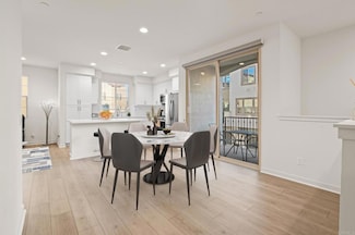 312 Waverunner Ct, Santee, CA 92071